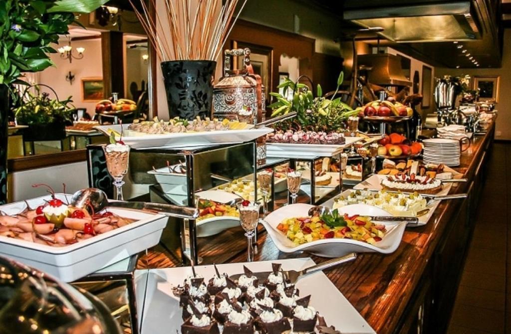 Valley Lodge & Spa Magaliesburg Luaran gambar