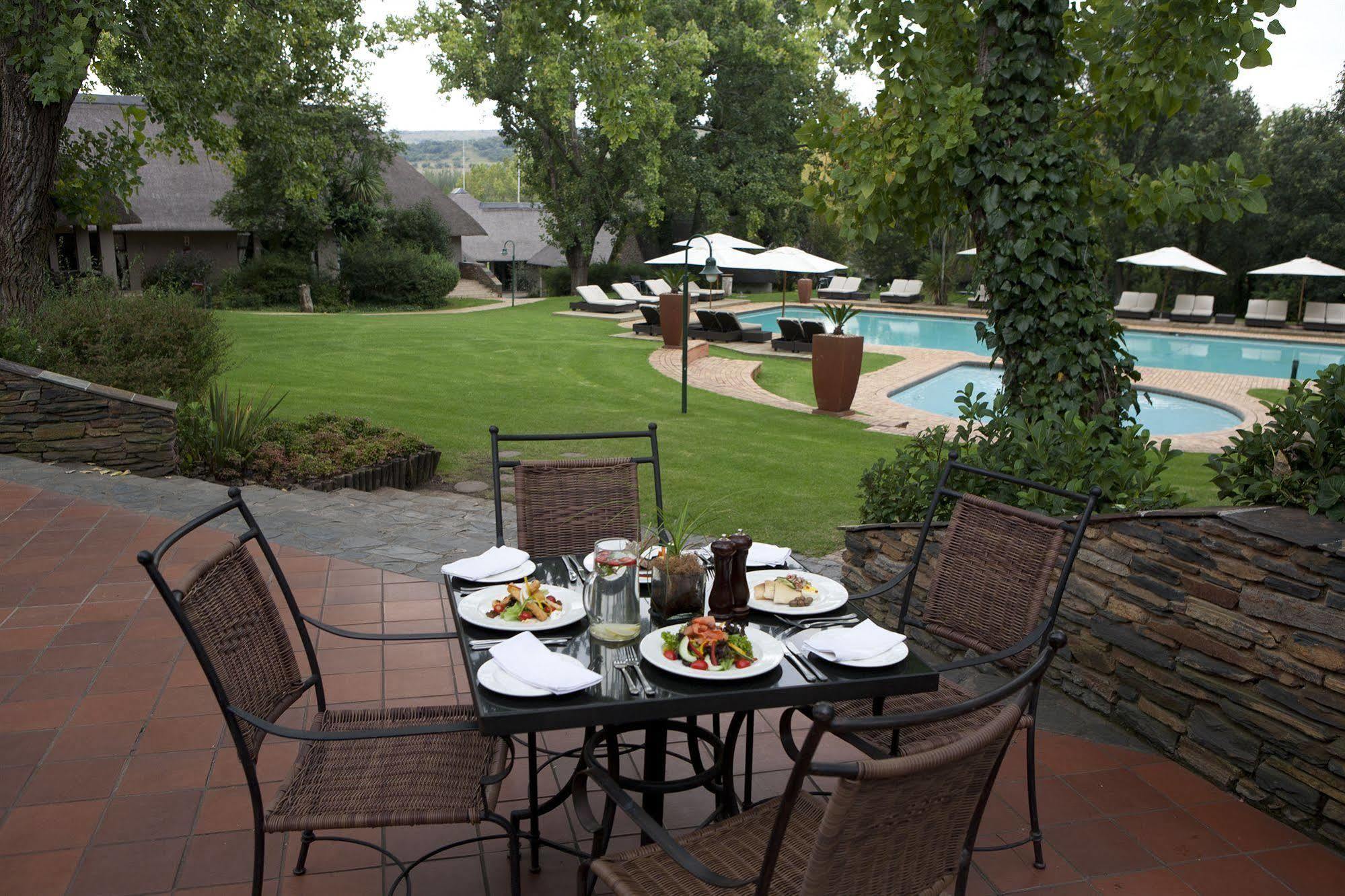 Valley Lodge & Spa Magaliesburg Luaran gambar